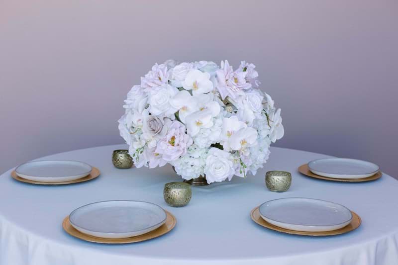 Picture of Wren Grand Centerpiece