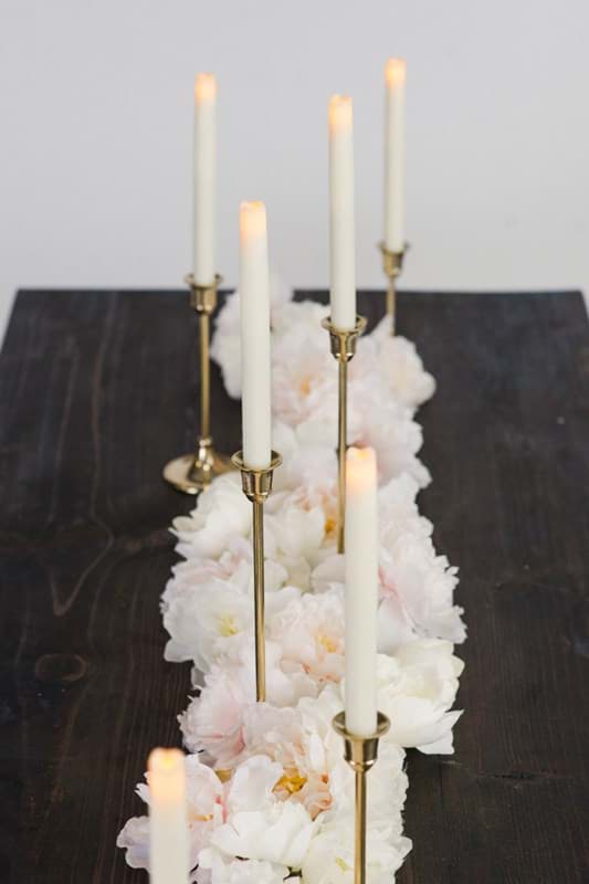 Picture of Classic Candlesticks Set of 3 (Gold)