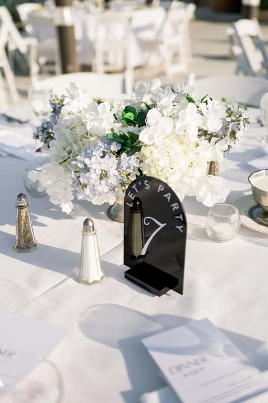 Picture of Millie Large Centerpiece