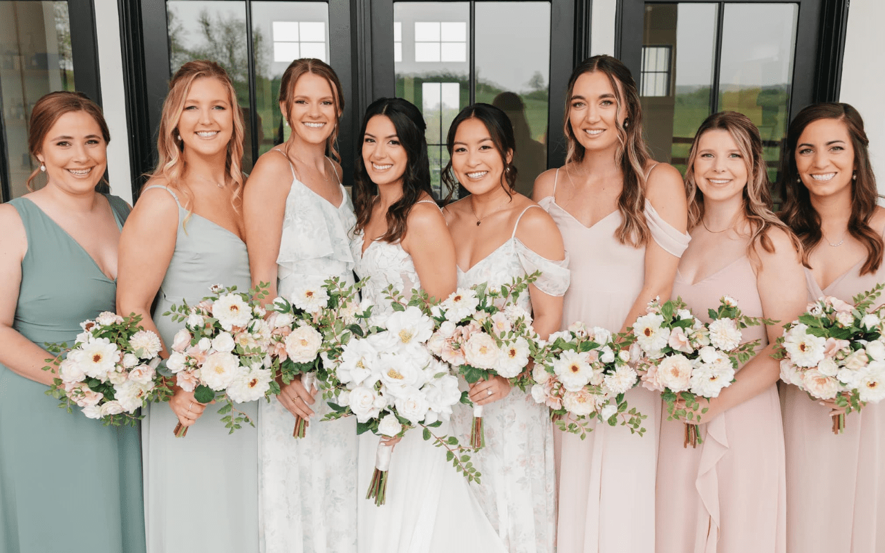 Timeless Wedding Color Schemes That Won't Go Out of Style | SBBloomsPremium  Silk Flowers | Wedding Flowers by Something Borrowed Blooms, image size:1280x800