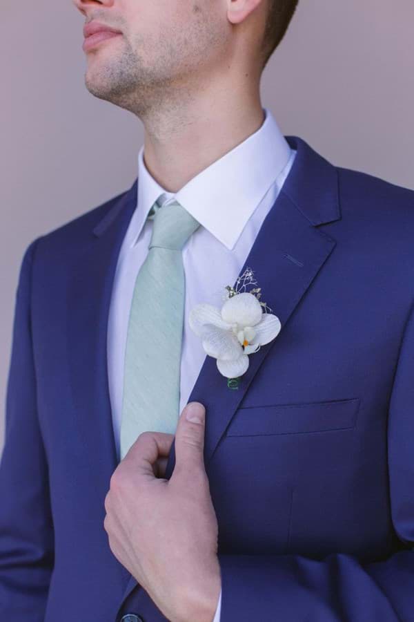 Picture of Wren Boutonniere