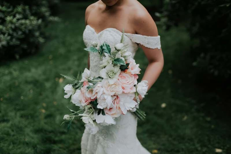 Picture of Cameron Bridal Bouquet (Hand-tied)