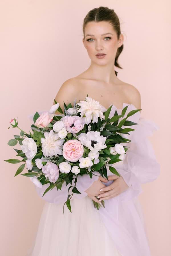 Picture of Charlotte Bridal Bouquet (Hand-tied)
