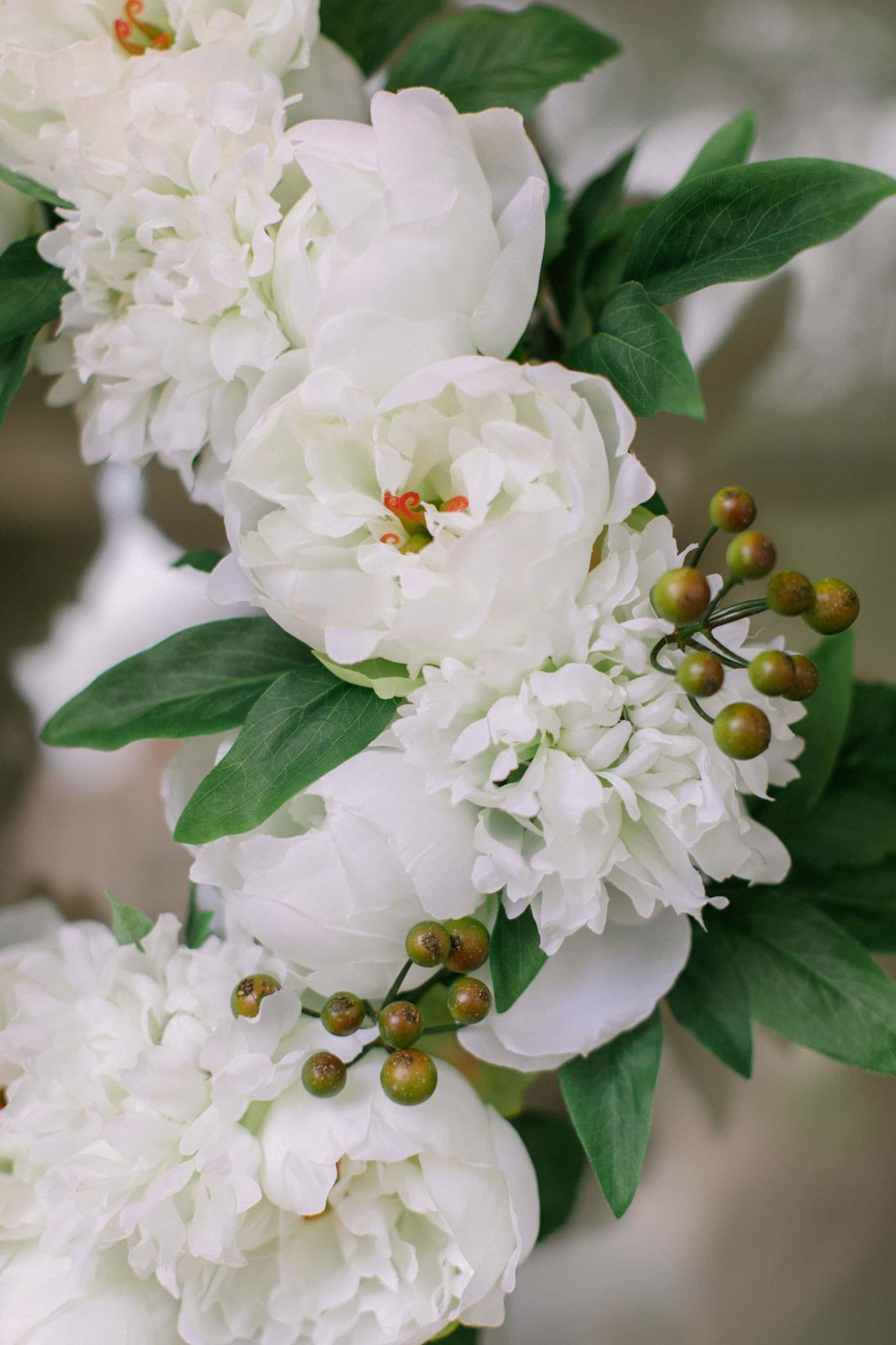 Picture of White Peony Wreath