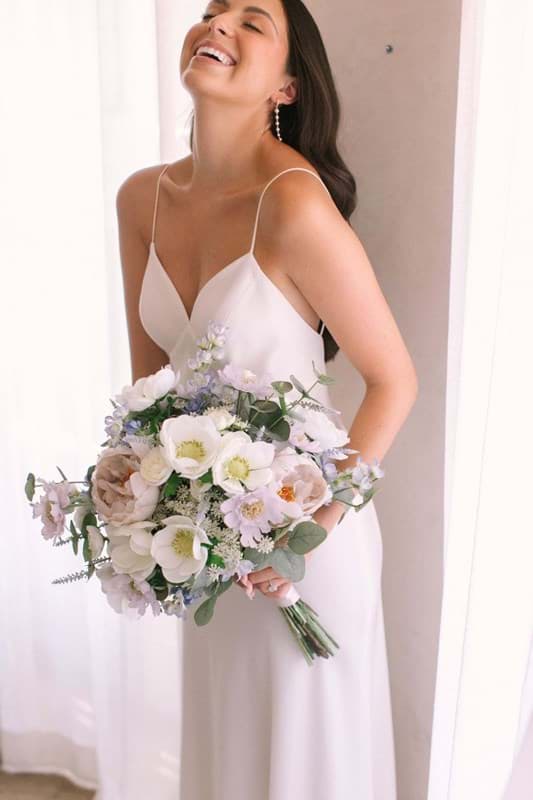 Picture of Taylor Bridal Bouquet (Round)