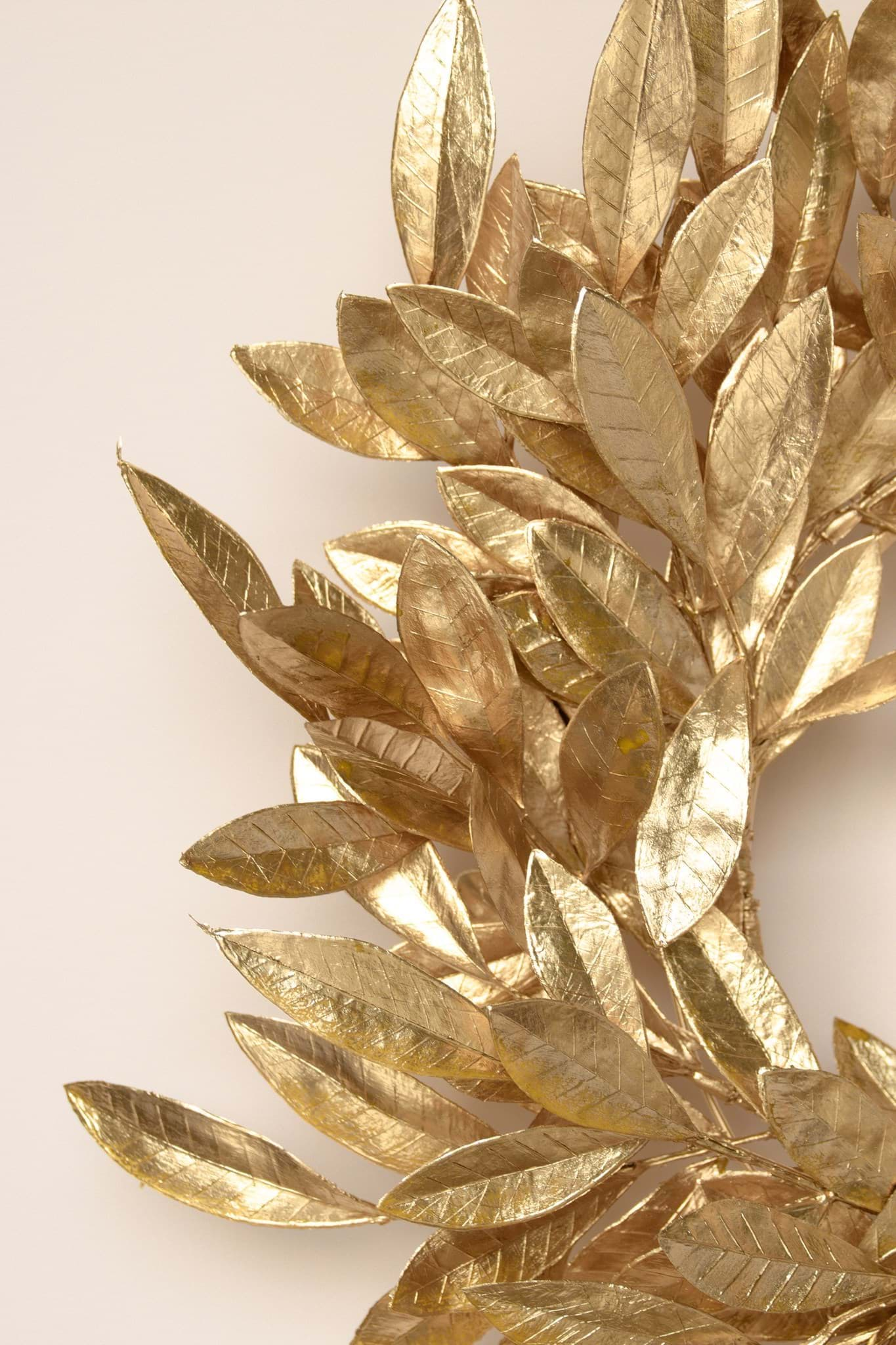 Picture of *Gold Bay Leaf Wreath