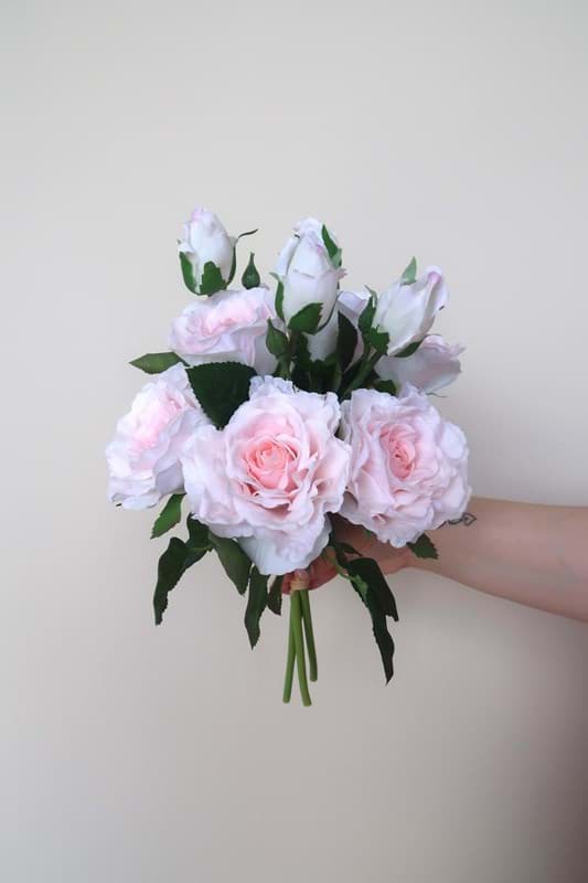 Picture of Real Touch Light Pink Rose Bundle