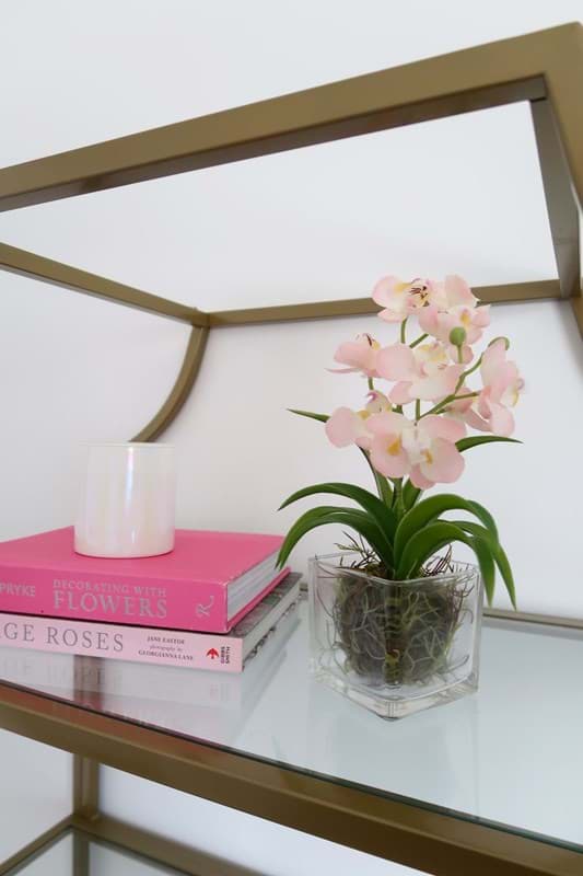 Picture of Pink Orchid in Glass Vase