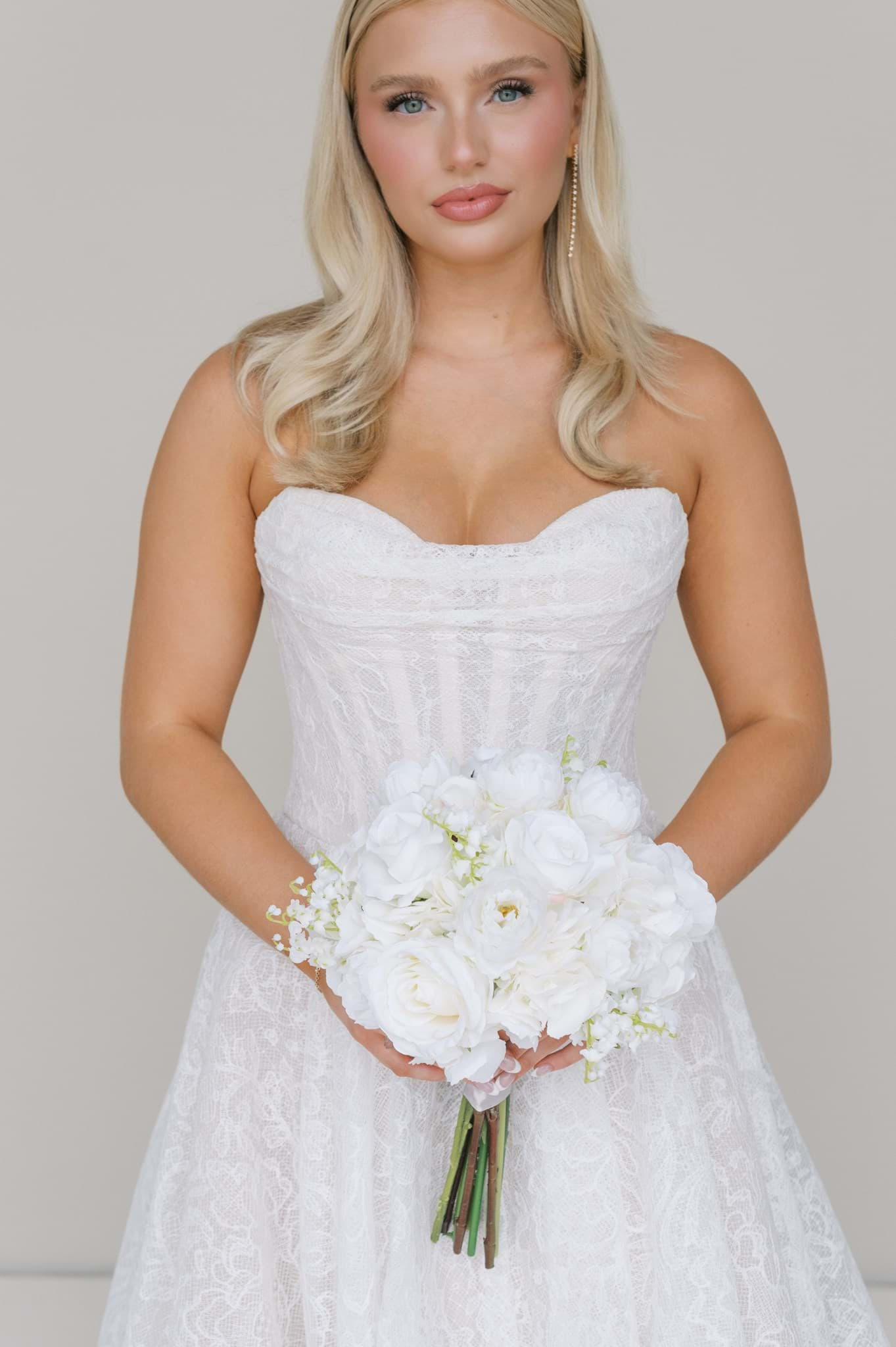 Picture of Audrey Bridal Bouquet (Round)