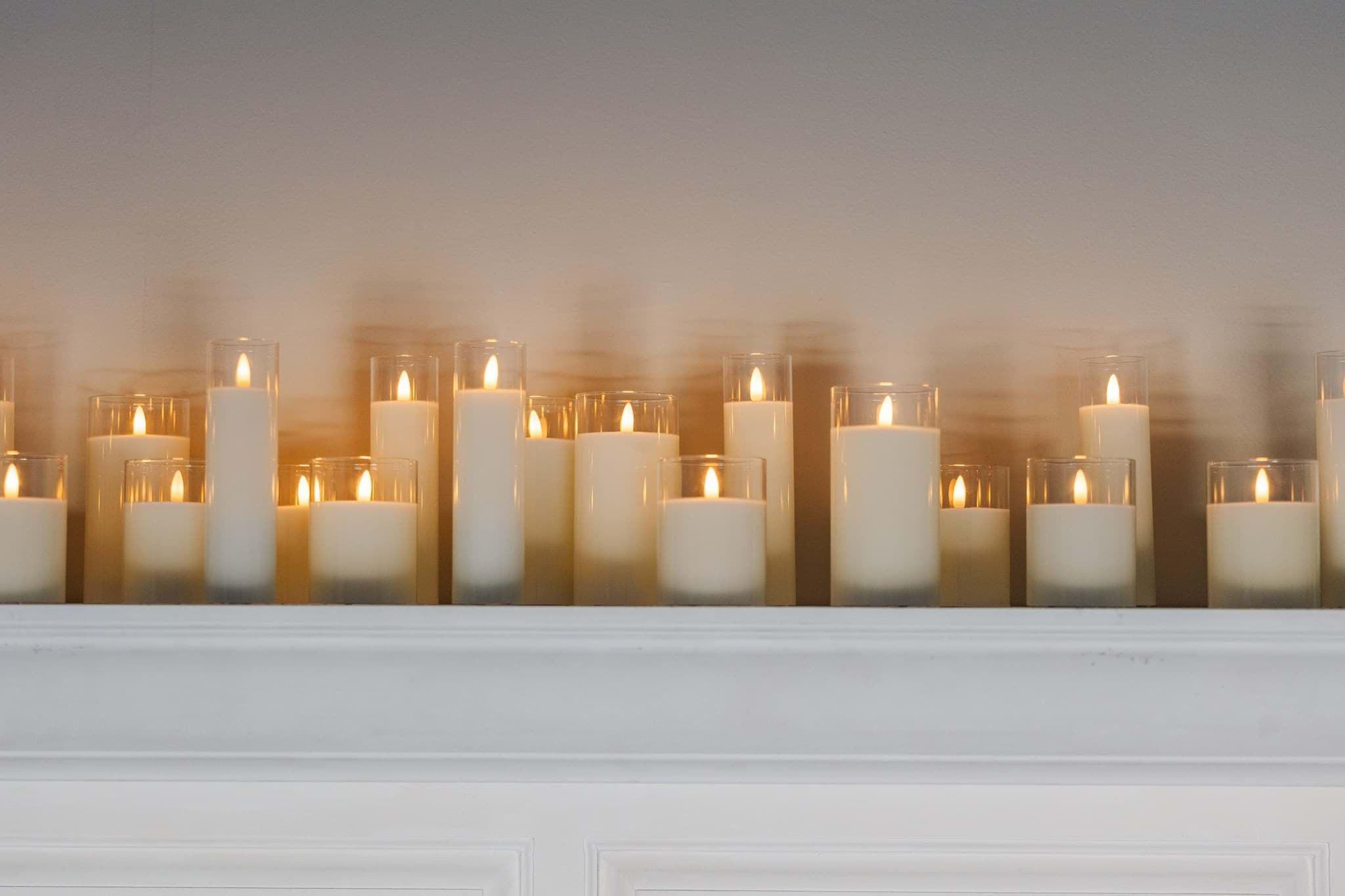 Picture of Large Glass Pillar Candle (Set of 6)