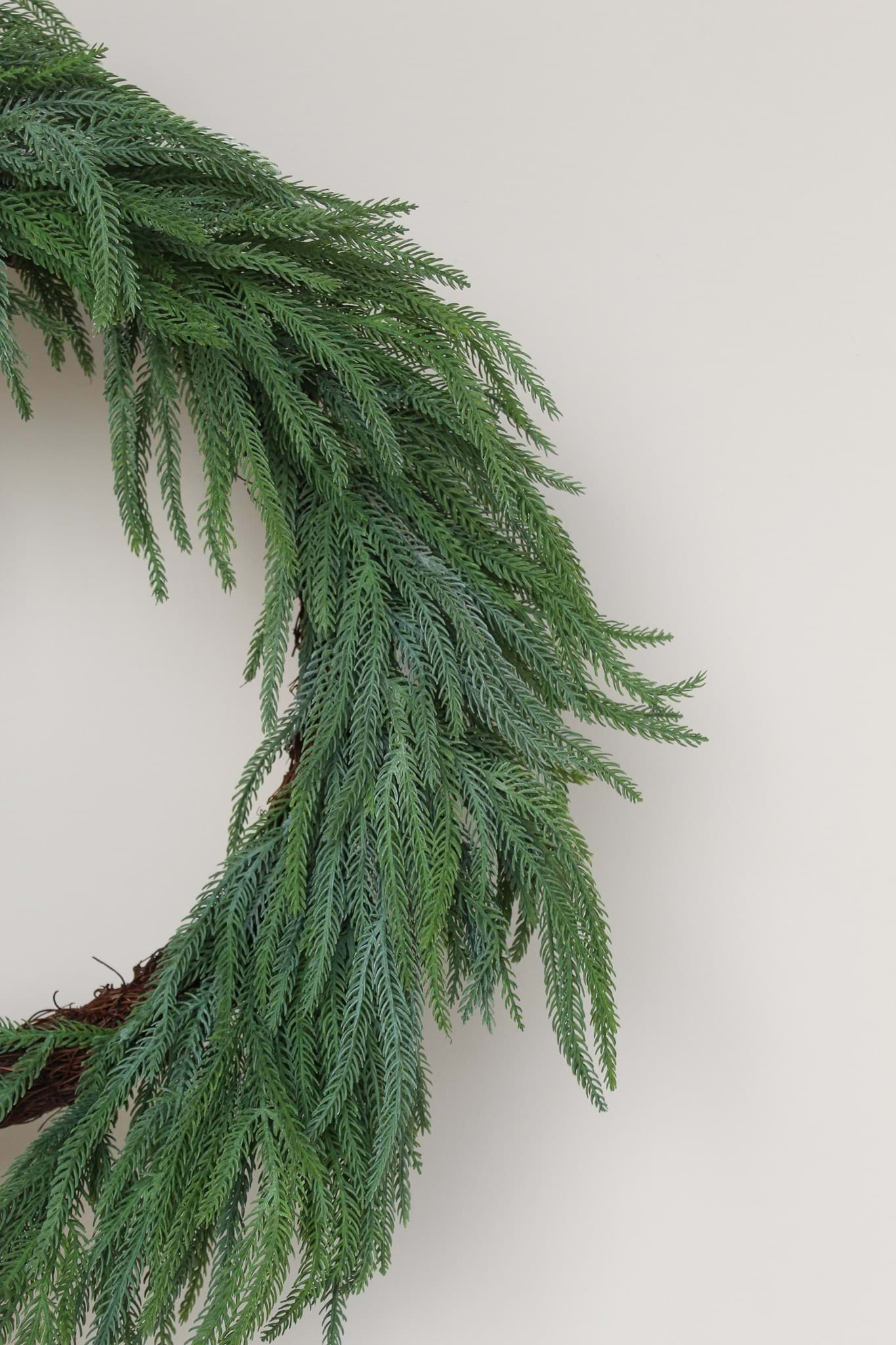 Picture of *Spruce Wreath