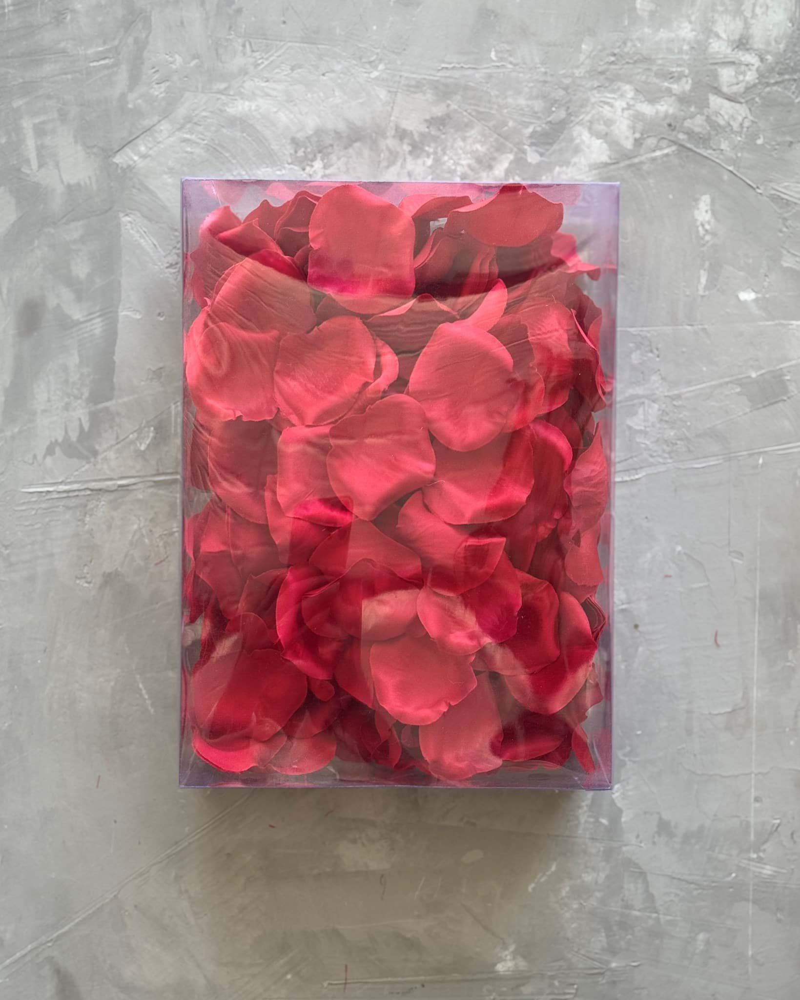 Picture of Red Rose Petals (200)