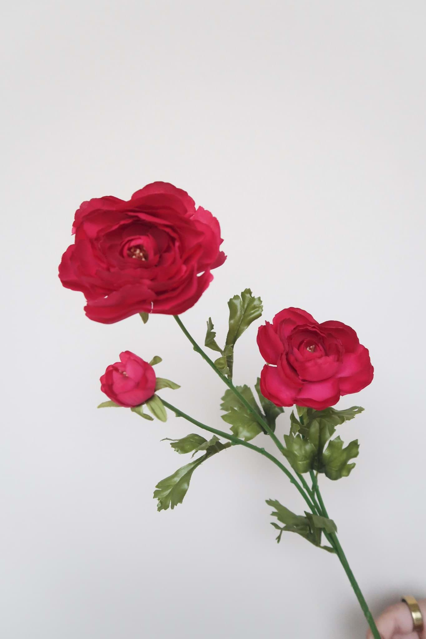 Picture of Pink Ranunculus Spray