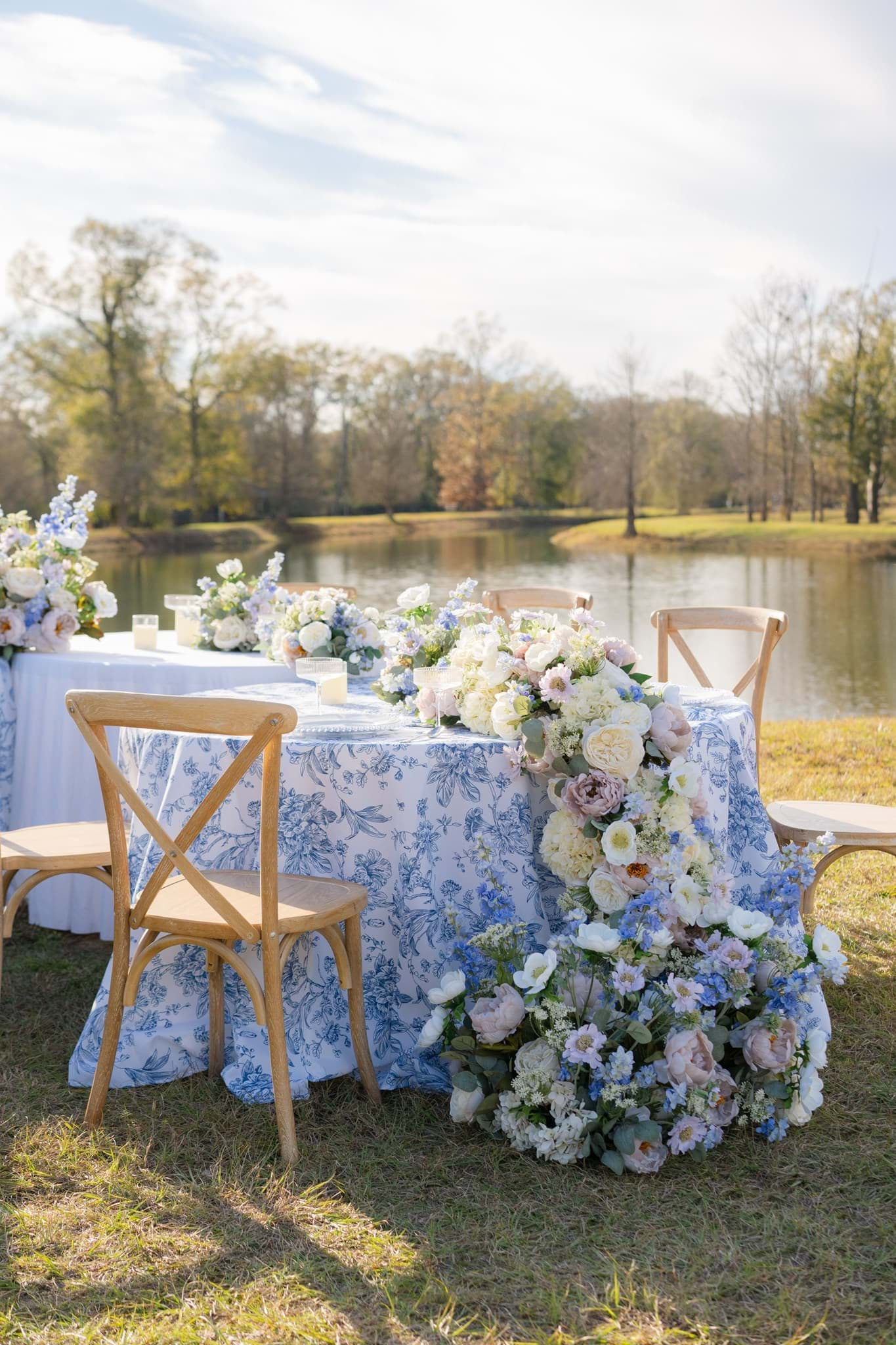 Picture of Taylor Floral Runner