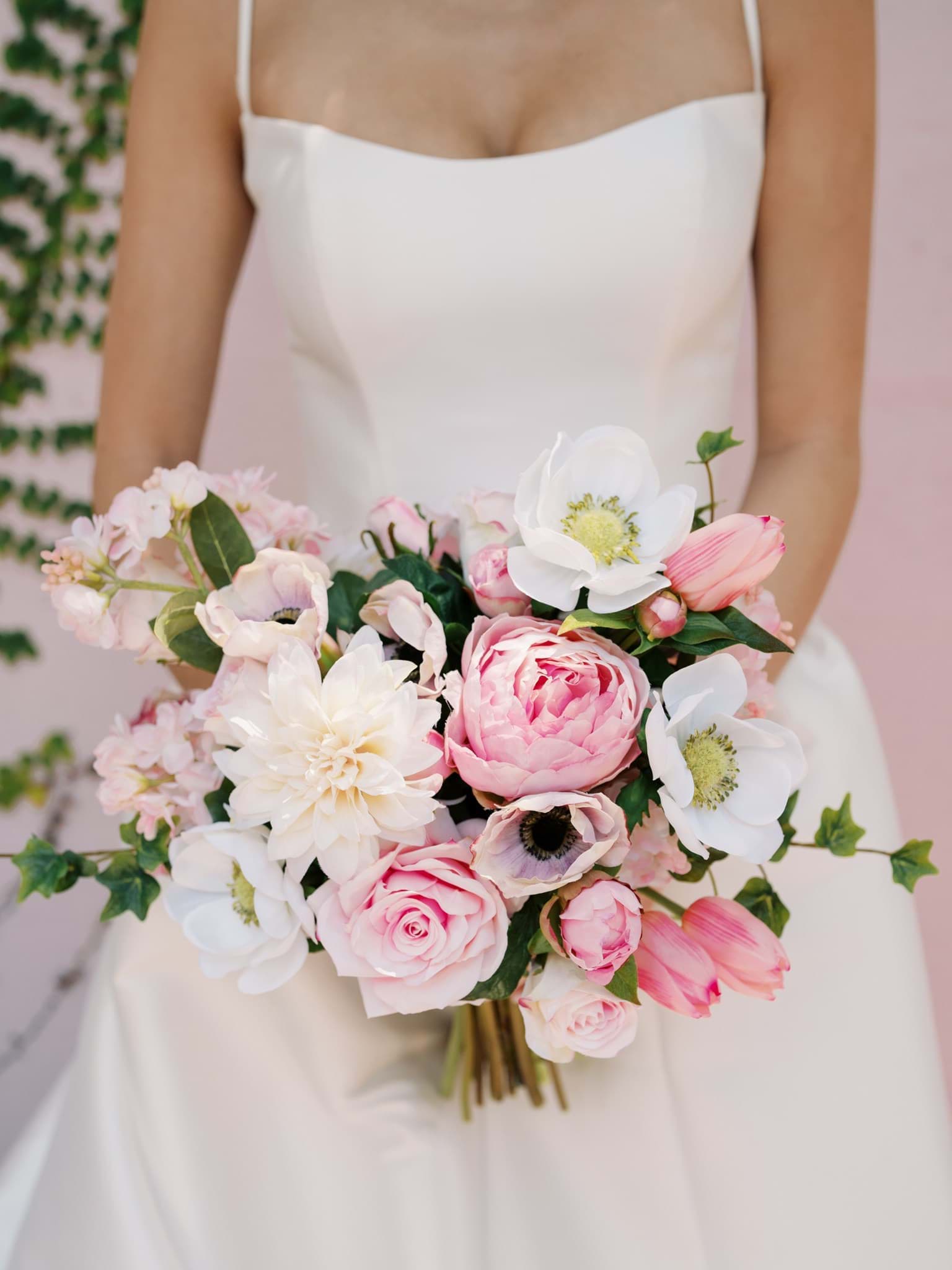 Picture of Charlotte Bridal Bouquet (Hand-tied)