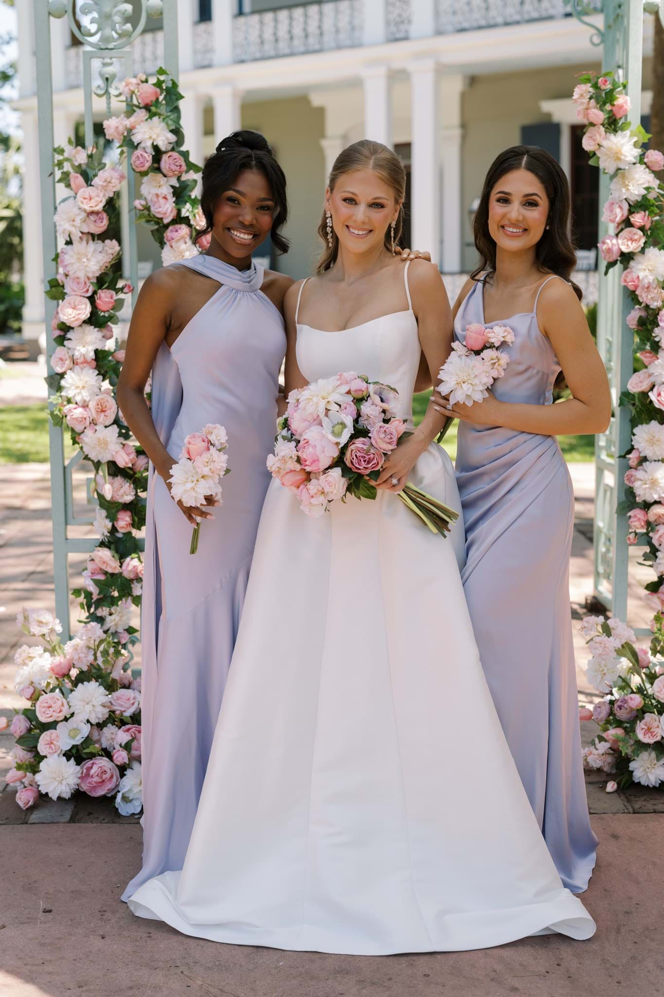 Picture of Charlotte Bridal Bouquet (Round)