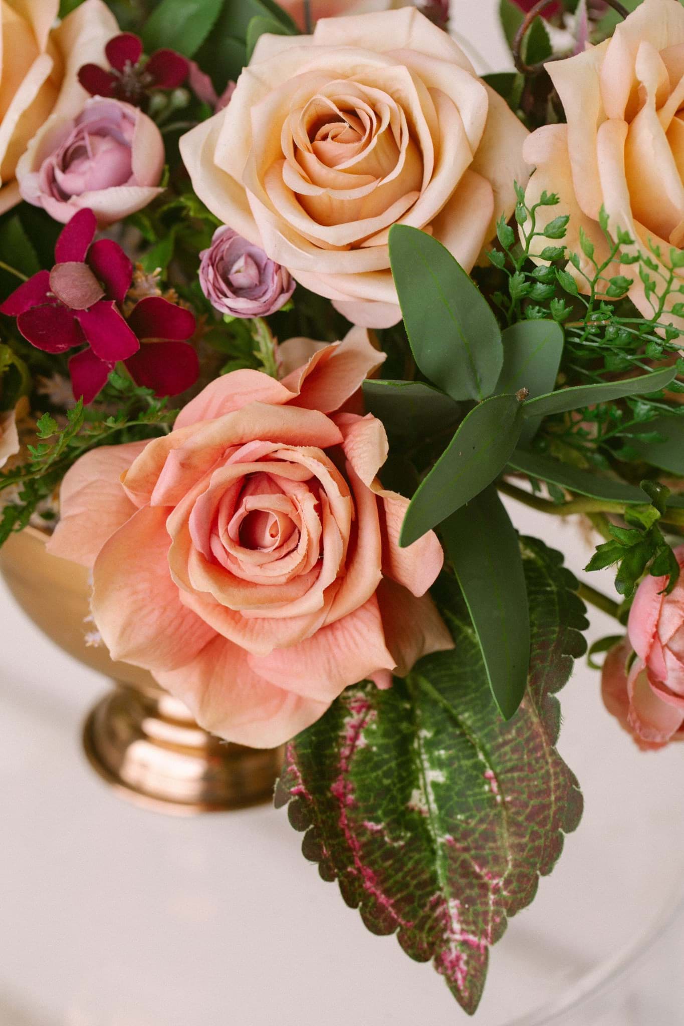 Picture of Nina Large Centerpiece