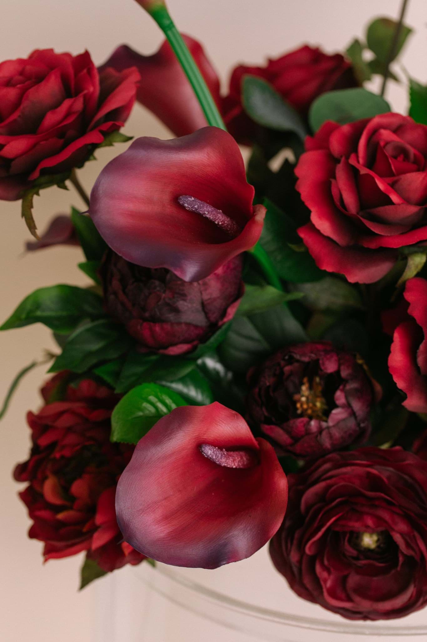Picture of Stella Large Vaseless Centerpiece