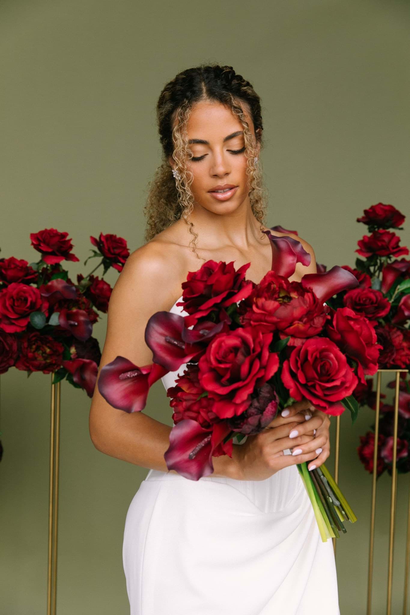 Picture of Stella Bridal Bouquet (Rouge)