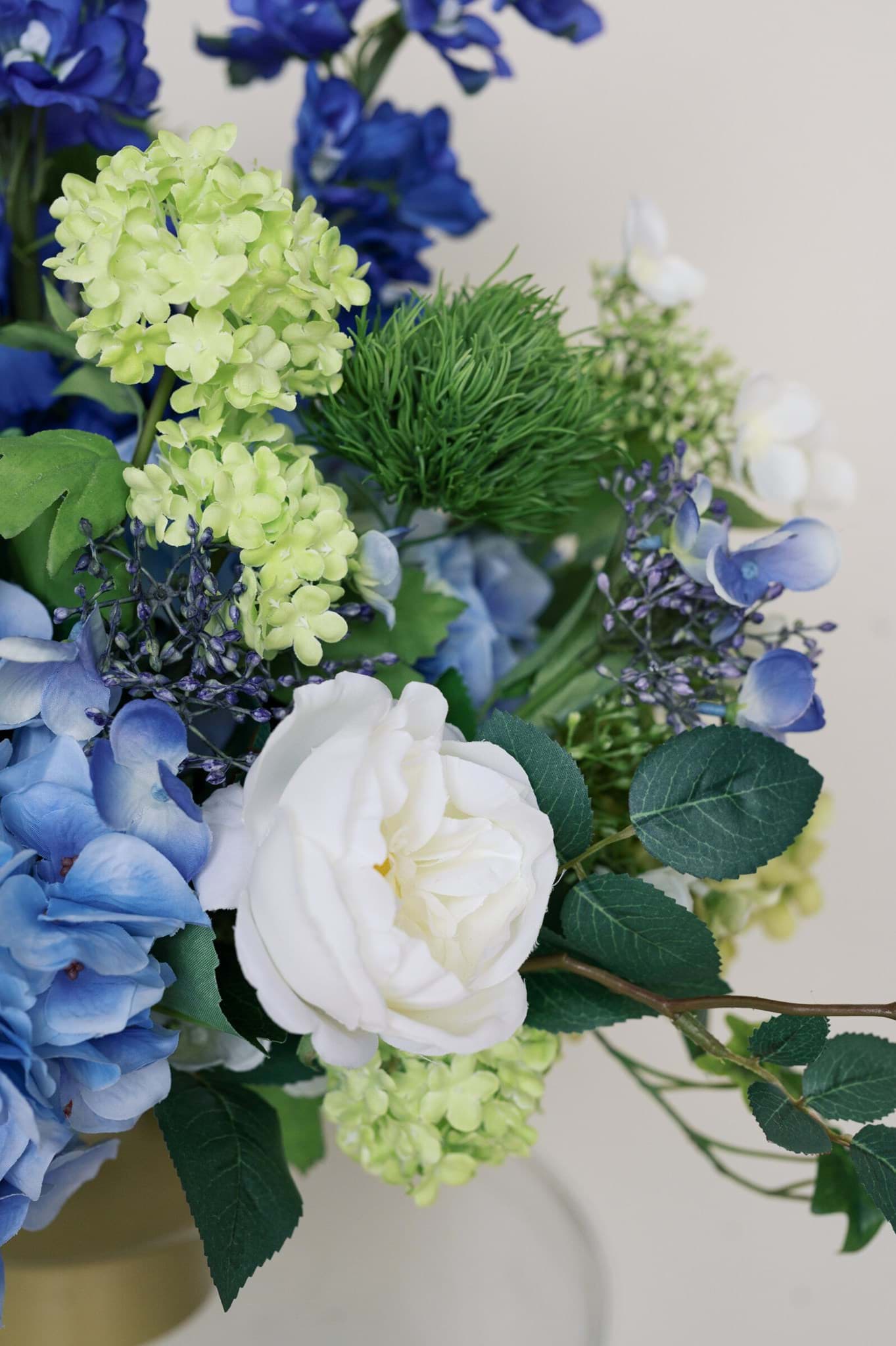 Picture of Bethany Large Centerpiece